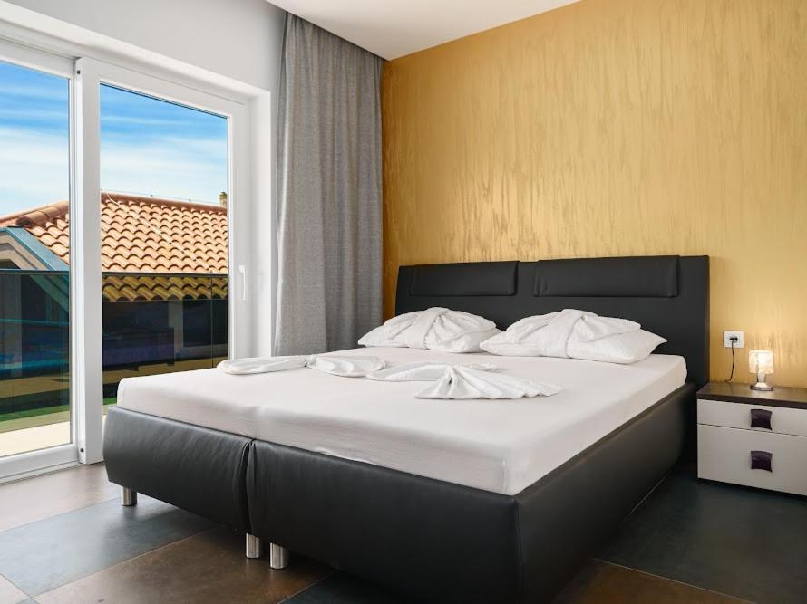Luxury Apartments-La Dino Maky Vodice Quarto foto
