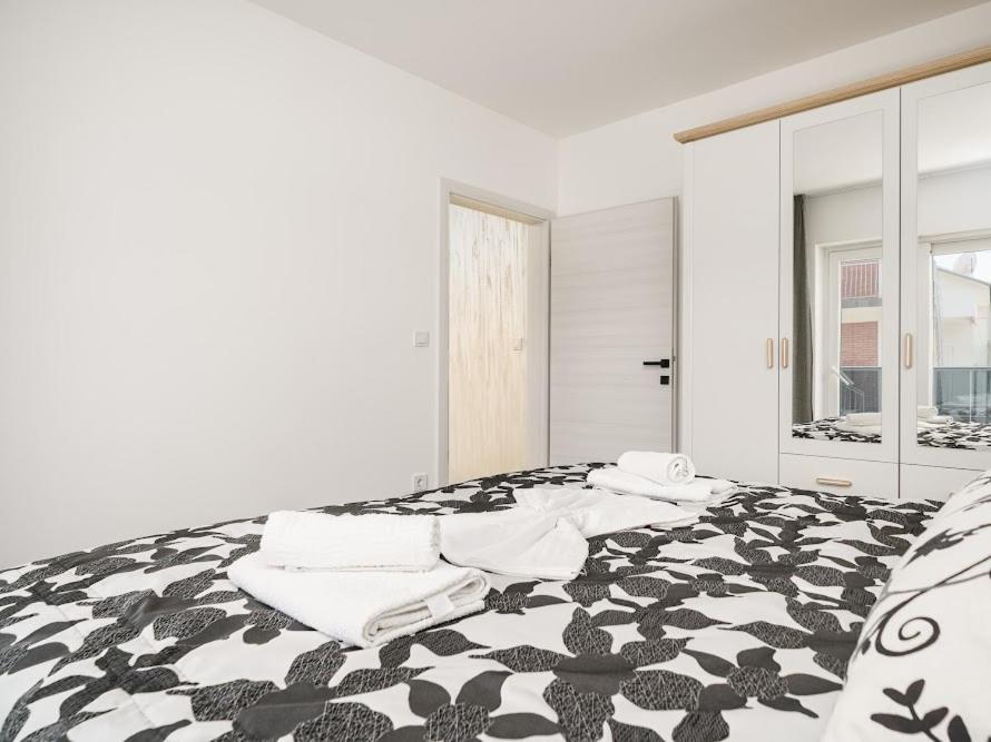 Luxury Apartments-La Dino Maky Vodice Quarto foto