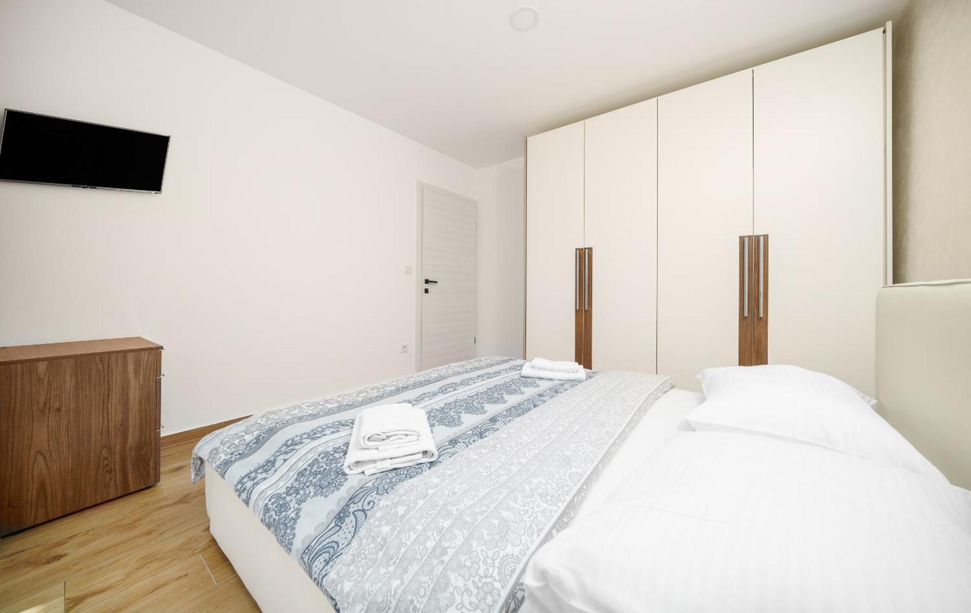 Luxury Apartments-La Dino Maky Vodice Quarto foto